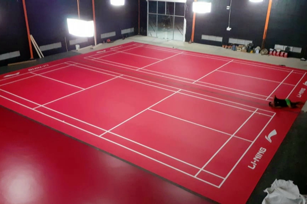 Pembuatan Lapangan Badminton Pembuatan Lapangan Badminton